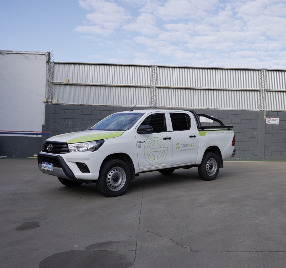 Toyota Hilux DX — foto 4